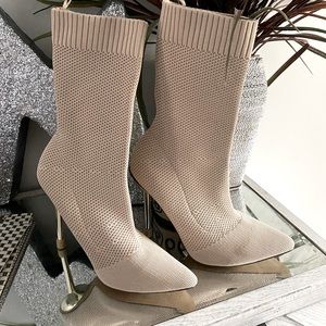 ❤️ Sock Pull upCREAM NEOPRENE BOOTIE ❤️ size 7.5